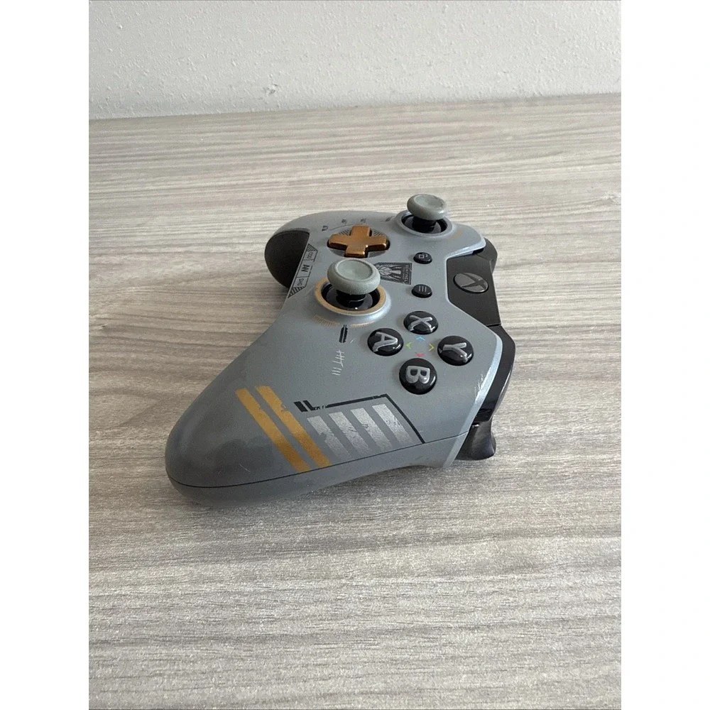 Microsoft Xbox One Limited Edition Call of Duty: Advanced Warfare Controller
